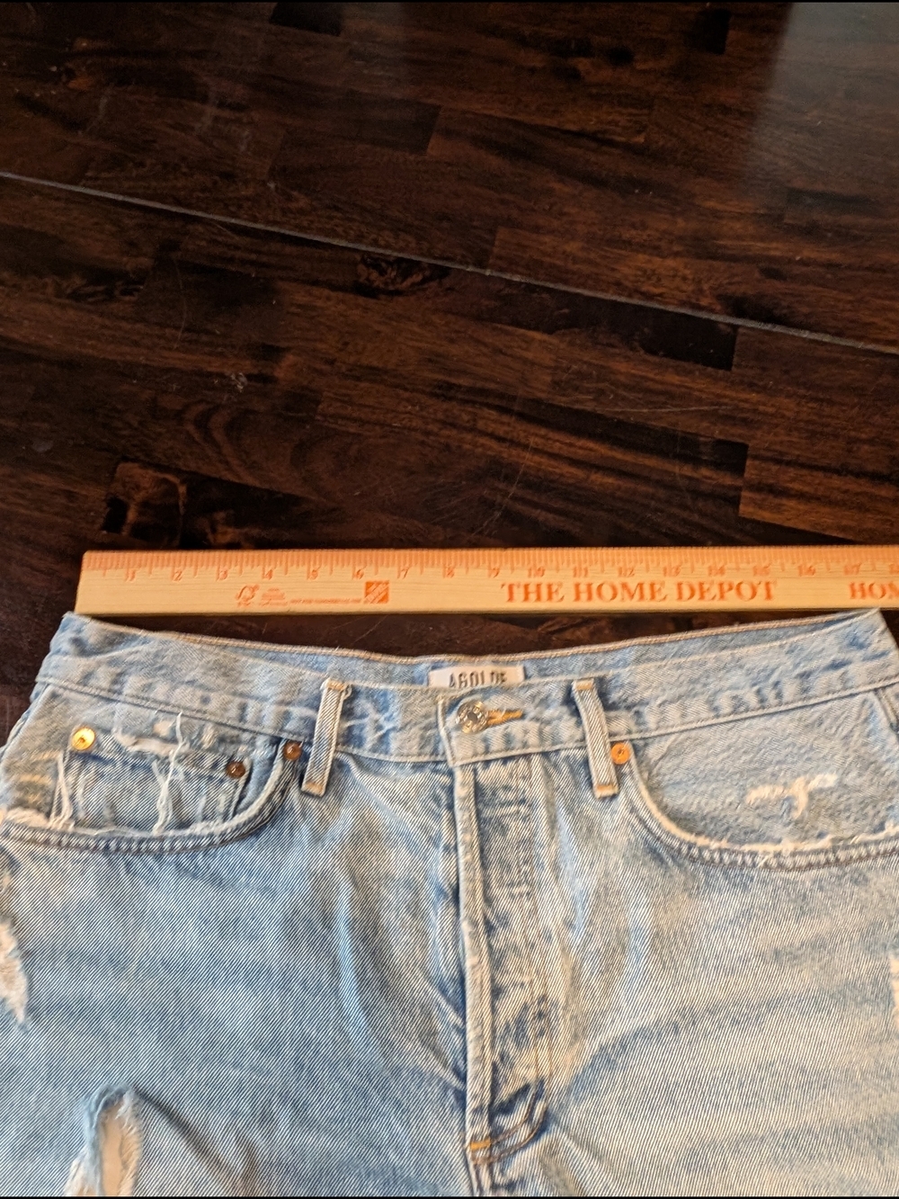 AGOLDE Parker Vintage Cutoff Distressed Denim Shorts, Women's 31 - Picture 7 of 12